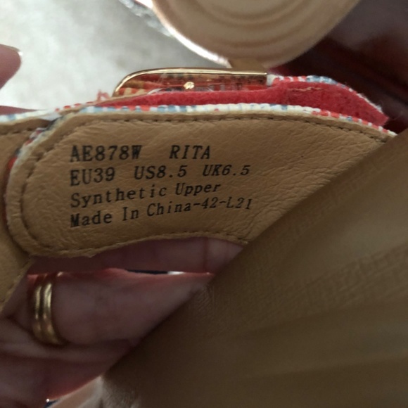 Multicolored, adjustable thong sandals - Picture 2 of 4